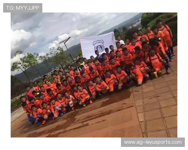 足球青训营与心理学系联合开展抗压训练,青年足球训练 足球青训营与心理学系联合开展抗压训练,青年足球训练